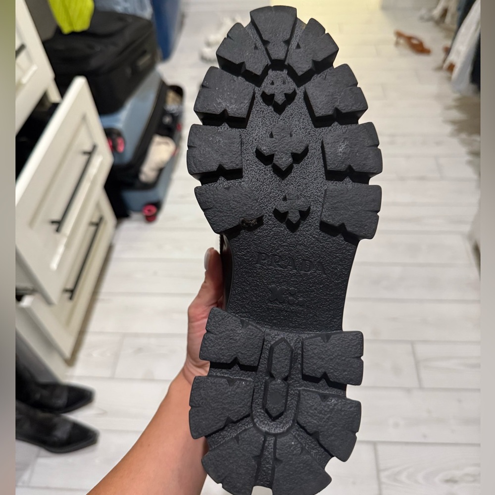 Prada Monolith Pointy women shoes - Picture 6 of 11